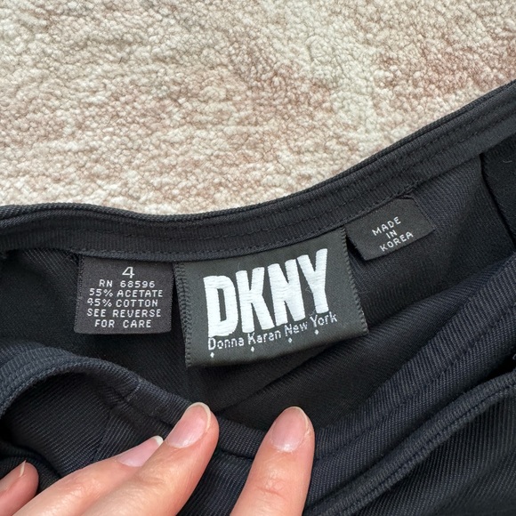 Vintage DKNY Asymmetrical / Wrap Skirt with Buckle - Picture 4 of 4